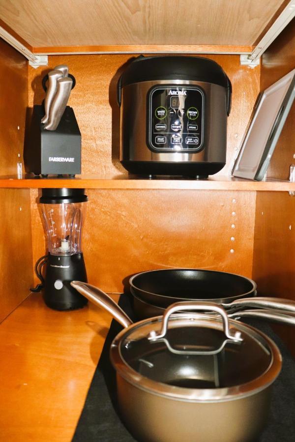 Luxury Studio Suite Close To Tampa Airport エクステリア 写真