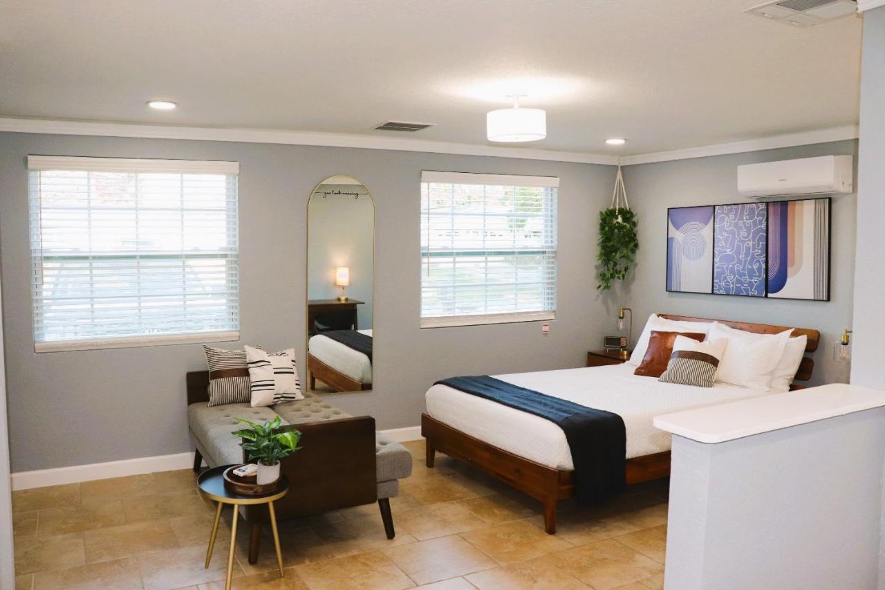 Luxury Studio Suite Close To Tampa Airport エクステリア 写真